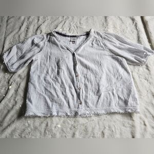 Knox Rose Cotton White Button Top